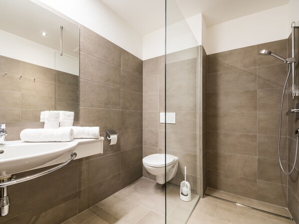 Apartment | Bathroom