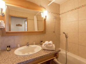 Apartment | Badezimmer | Handtücher