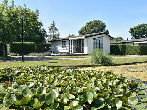 Adapted Chalet With Dishwasher Near the Sea in Egmond