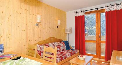 Rustic Apartment With Dishwasher in Valmeinie