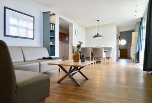 Living room - Bungalow in Netherlands With Dune Garden ('s-Gravenzande)