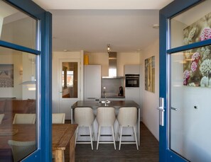 Apartment | Private kitchen | Kitchen islands - Apartment in Domburg Near Sandy Beaches (Domburg)