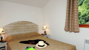 Room amenity - Scenic Chalet Apartment for Groups (Saint-Sorlin-d'Arves)