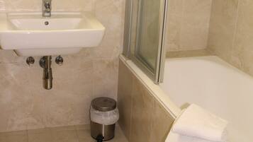 Apartment | Bathroom | Shower