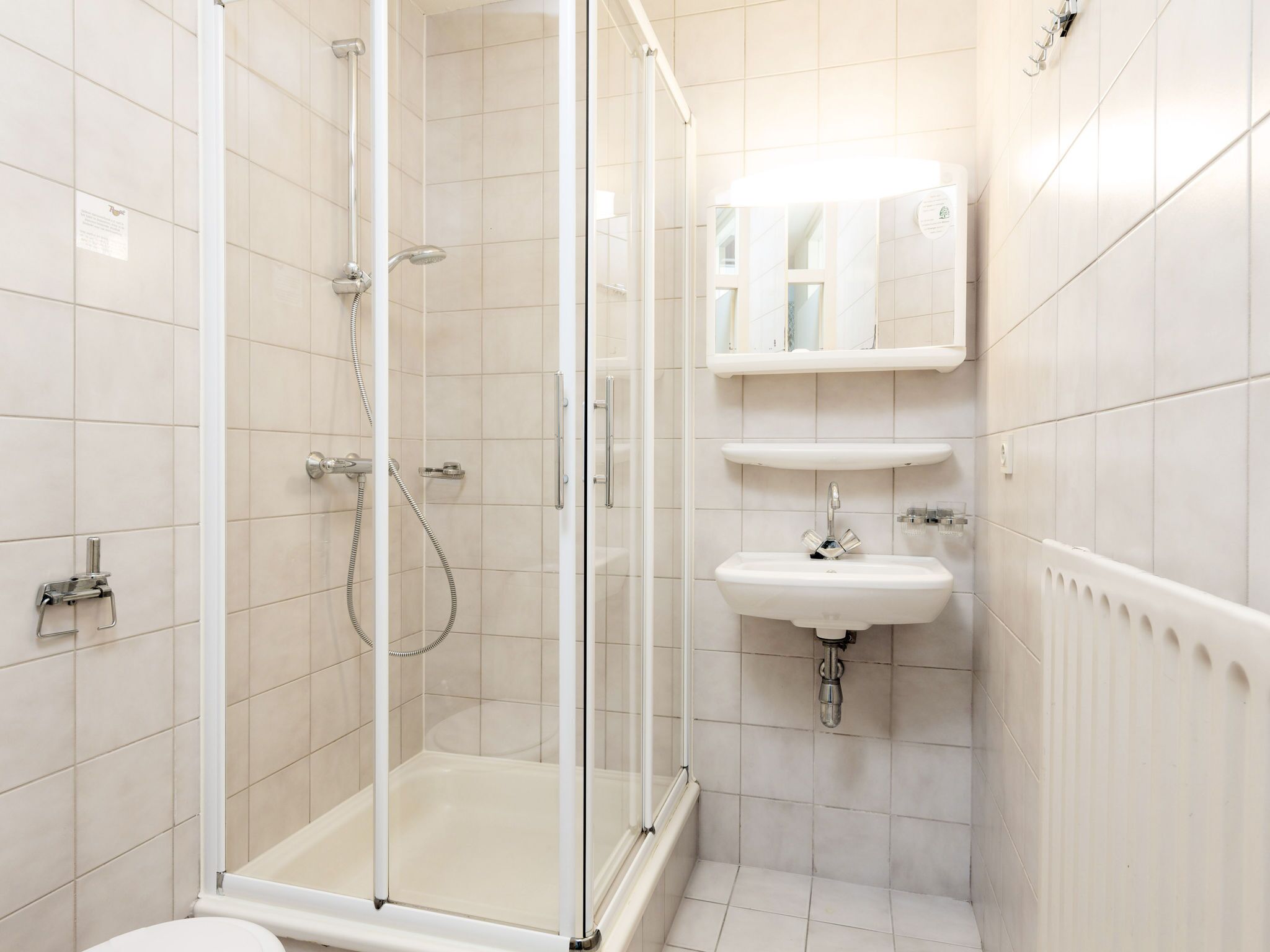 Apartment | Bathroom | Shower