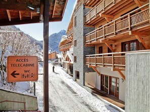 Exterior - Chatel Ski Apt Near Gondola (Chatel)