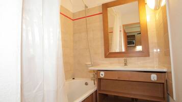 Chalet | Bathroom