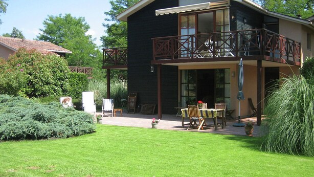 Villa | Exterior - Luxurious Detached Villa in a Nature Reserve With a Castle (Salles)