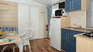 House | Private kitchen - Cap D'agde Bungalow Retreat (Agde)