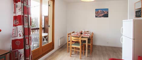 Apartment | Living room