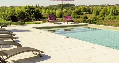 Luxurious and Comfortable Farmhouse in a Beautiful Area