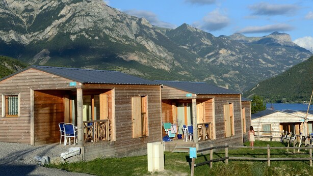 Unclassified image, 1 of 21, button - Mobile Home on the Largest Water Reservoir in Hautes-alpes (Le Lauzet-Ubaye)