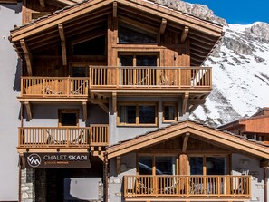 Exterior - Luxury Apartment, Every bed Room has a Bath Room-ensuite (Val-d'Isere)