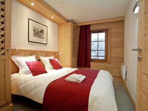 Apartment | Room amenity - Central Chatel Getaway (Chatel)