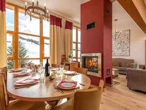 Dining - Ski Retreat With Pool (Bourg-Saint-Maurice)