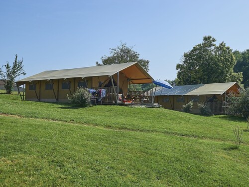 Tent Lodge