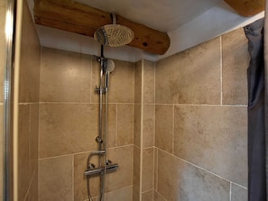 House | Bathroom | Bathtub