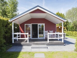 Chalet | Exterior - Chalet in Netherlands With Private Sauna (Voorthuizen)