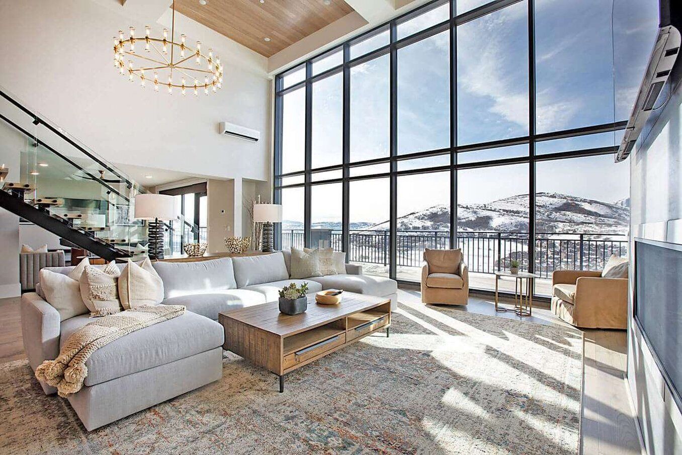 Suite (St. Moritz Penthouse) | Premium bedding, WiFi (free), bed sheets
