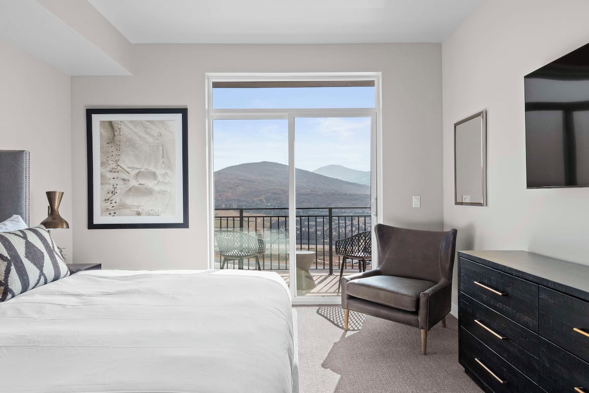 Suite (St. Moritz Penthouse) | Literie de qualité, accès au Wi-Fi (inclus), literie fournie