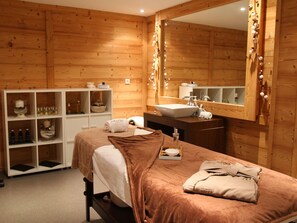 Spa - Stylish Apartment Directly on the Slopes in the Belle Plagne (La Plagne-Tarentaise)