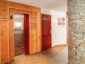 Interior - Chalet in French Alps With Alpine Charm (Tignes)