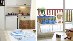 Private kitchen - Mediterranean Apartment on the Gorgeous Peninsula of Giens (Hyeres)