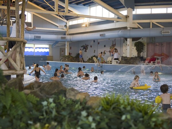 Bangalô | Piscina | Piscina externa