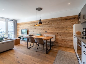 Dining - Holiday Home With State of the art Fixtures in Piesendorf (Piesendorf)