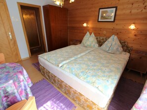 Apartamento | 2 quartos, individualmente mobiliados, roupa de cama