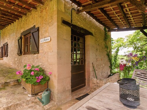 Cottage in Vezere Valley Near Lascaux Caves