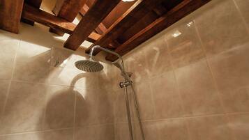 Cottage | Bathroom