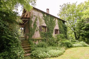 Cottage | Exterior - Cottage in Vezere Valley Near Lascaux Caves (Les Eyzies)
