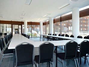 Meeting facility - Stylish Coastal Retreat (Sète)