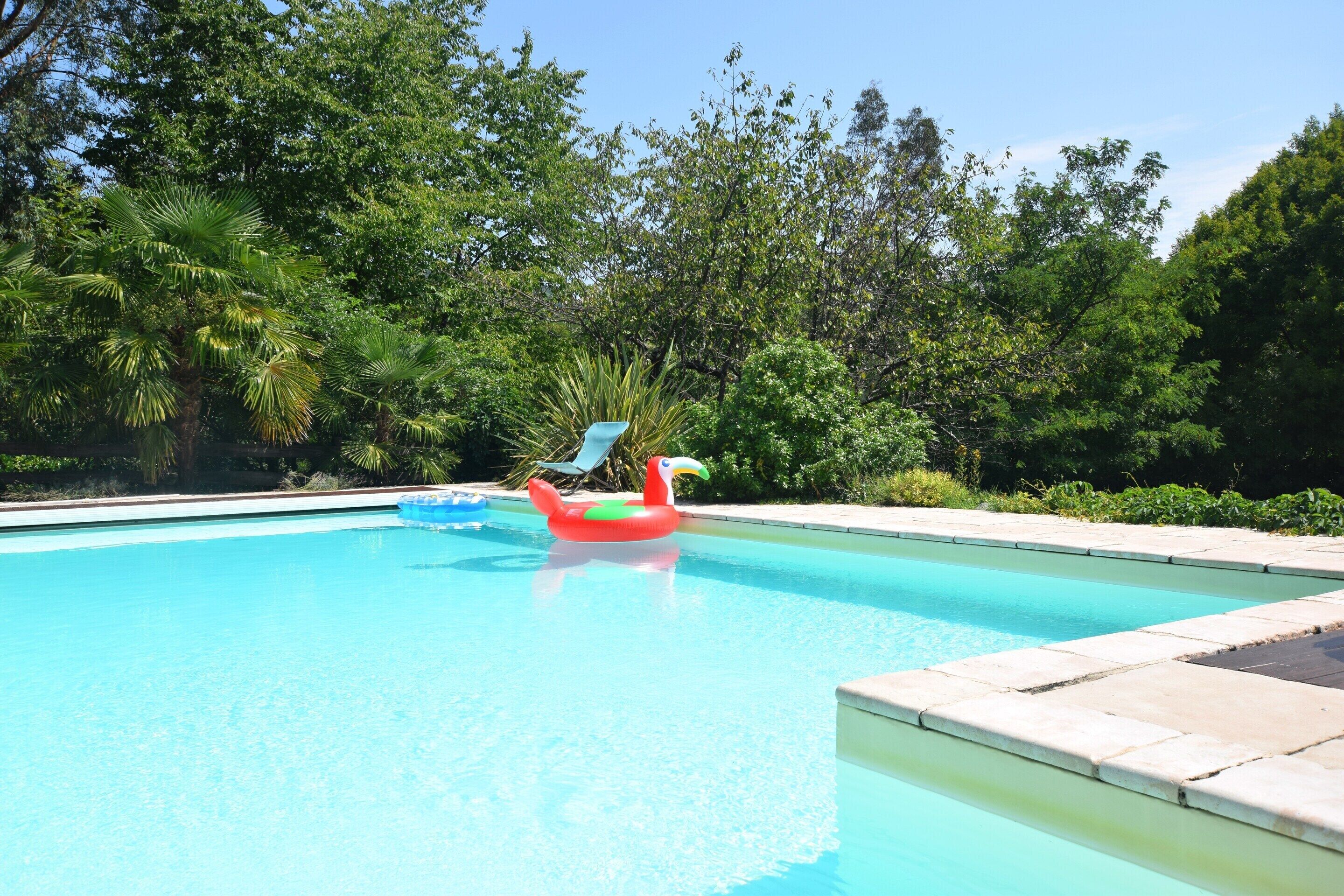 House | Pool