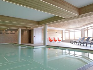 Pool - Apartment on Slopes in Les Menuires (Les Belleville)