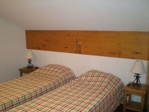 Apartment | Room amenity - Apartment in Le Village With Balcony Views (Notre-Dame-de-Bellecombe)