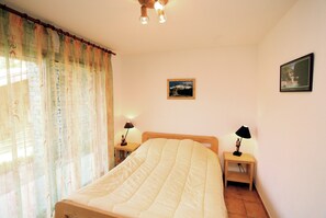 Chalet - Chalet in Villarodin Near Lake (Villarodin-Bourget)