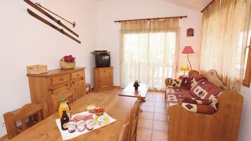 Chalet | Tempat makan