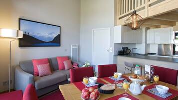 Apartment | Living room