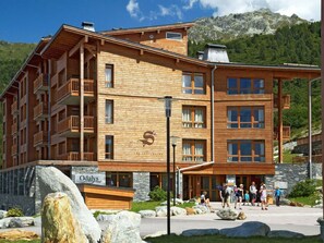 Exterior - Apartment in Les Arcs Near Paradiski Slopes (Bourg-Saint-Maurice)