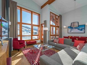Apartment | Living room - Apartment in Les Arcs Near Paradiski Slopes (Bourg-Saint-Maurice)