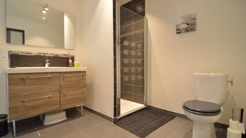 House | Bilik Mandi
