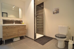 Bathroom - Holiday Home Near Opal Coast Wierre-effroy (Wierre-Effroy)