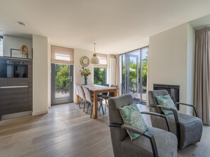 House | Dining - Holiday Home With Sauna (Egmond aan den Hoef)