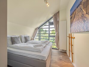 House | 3 bedrooms, individually furnished, bed sheets - Holiday Home With Sauna (Egmond aan den Hoef)