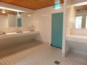 Bathroom - Group Accommodation Near the North Sea (Ellemeet)