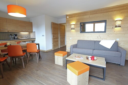 Spacious Premium Ski Retreat