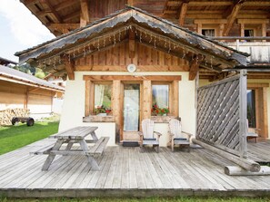 Apartment | Balcony - Pretty Apartment in a Separate Mountain Chalet (Notre-Dame-de-Bellecombe)