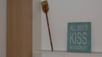 3 slaapkamers, babybedden, individueel gemeubileerd